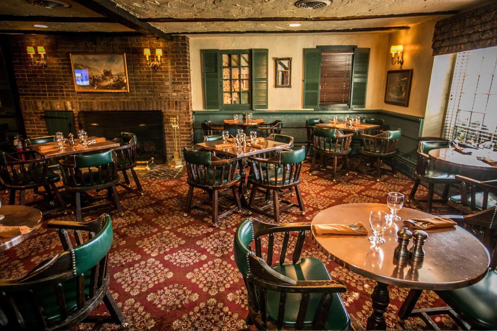 The Olde Mill Inn Basking Ridge Exterior photo