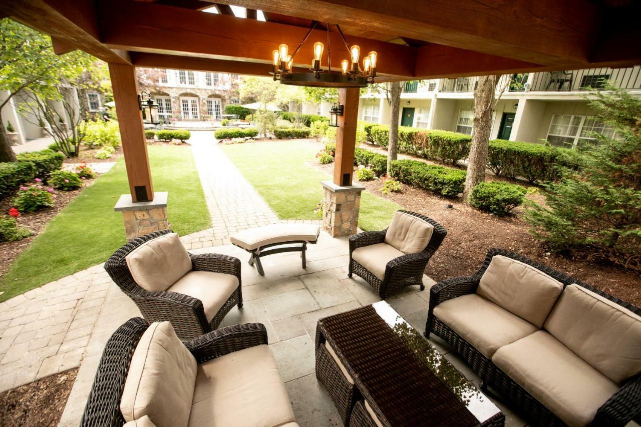 The Olde Mill Inn Basking Ridge Exterior photo
